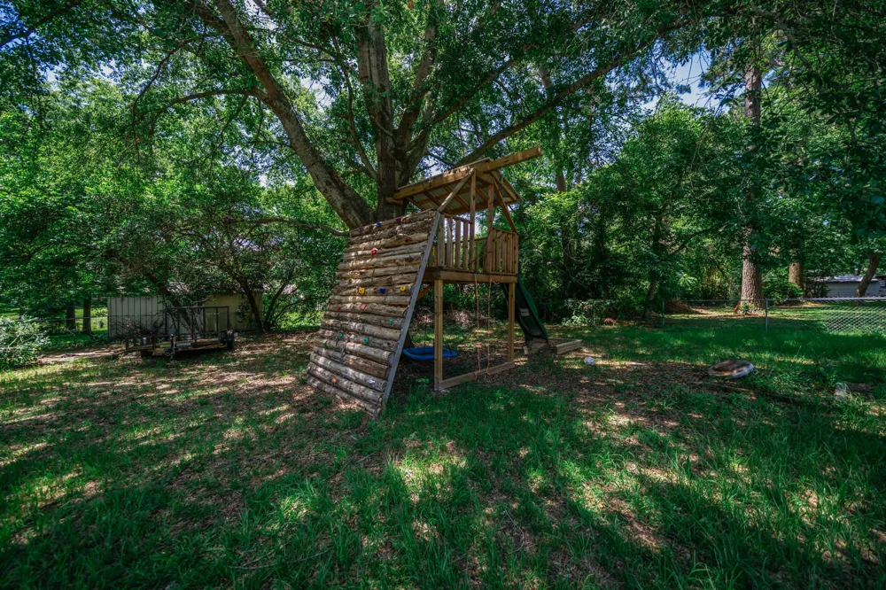 141 Cedar Street Rusk, TX 75785