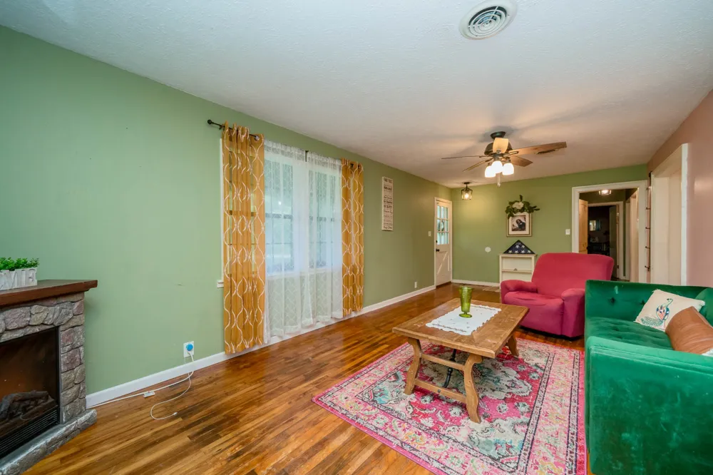 141 Cedar Street Rusk, TX 75785