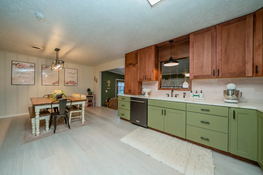 141 Cedar Street Rusk, TX 75785