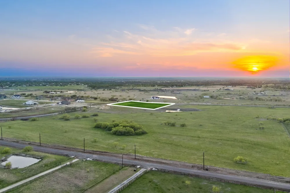7300 Evelyn Lane Northlake, TX 76226