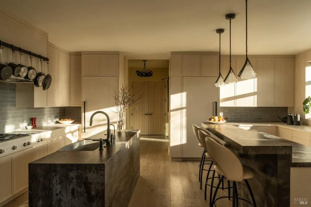 2900 Wild Turkey Run Santa Rosa, CA 95404