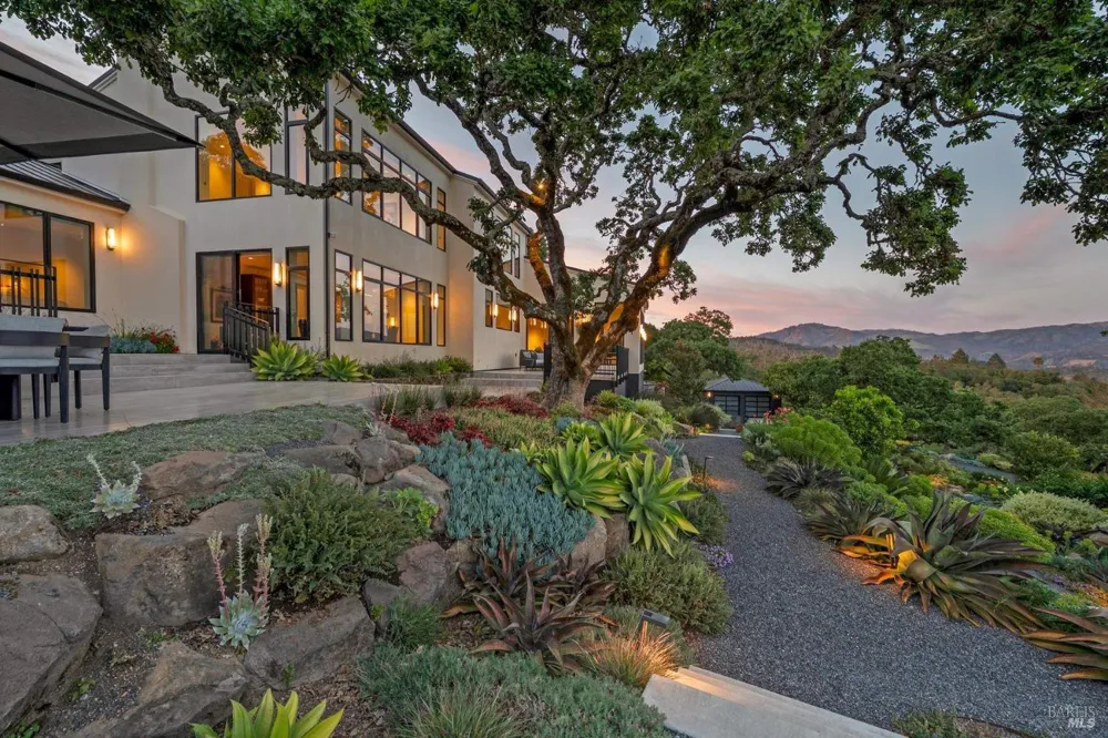 2900 Wild Turkey Run Santa Rosa, CA 95404