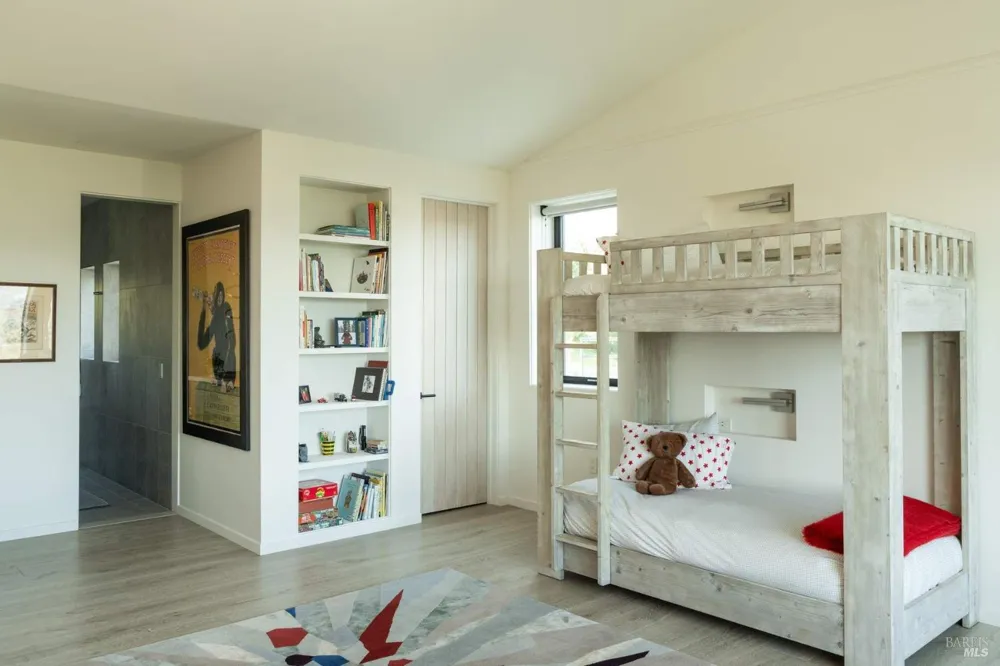 2900 Wild Turkey Run Santa Rosa, CA 95404