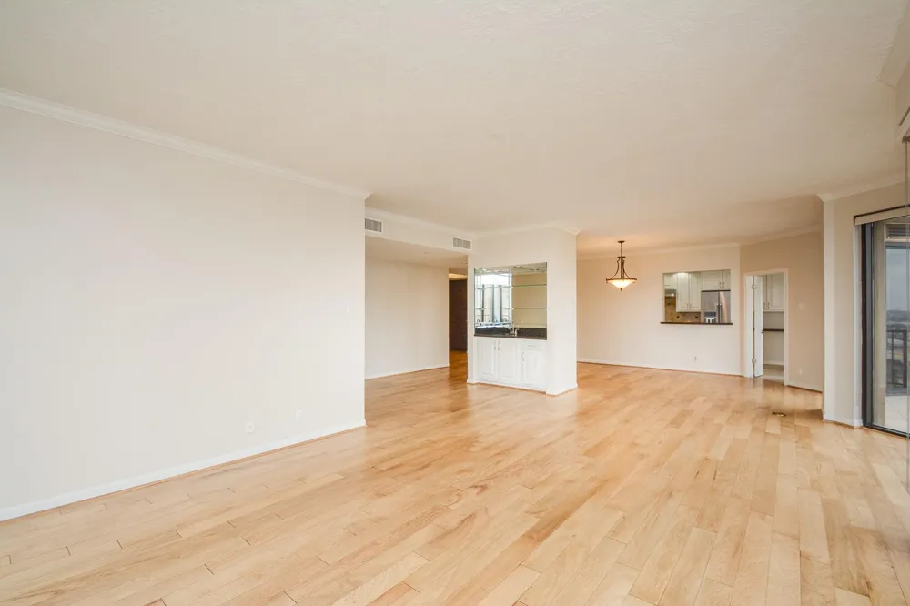3350 Mccue Road #1302 Houston, TX 77056