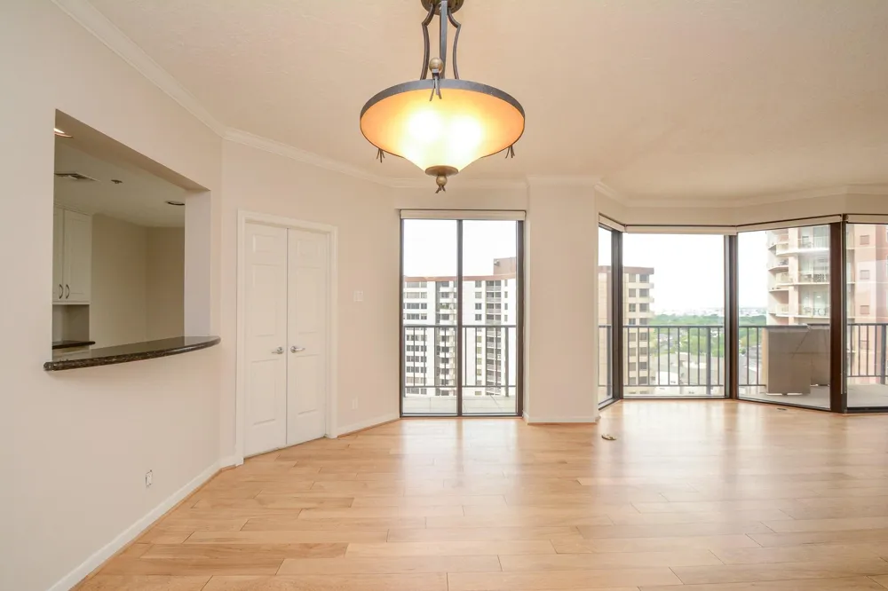 3350 Mccue Road #1302 Houston, TX 77056