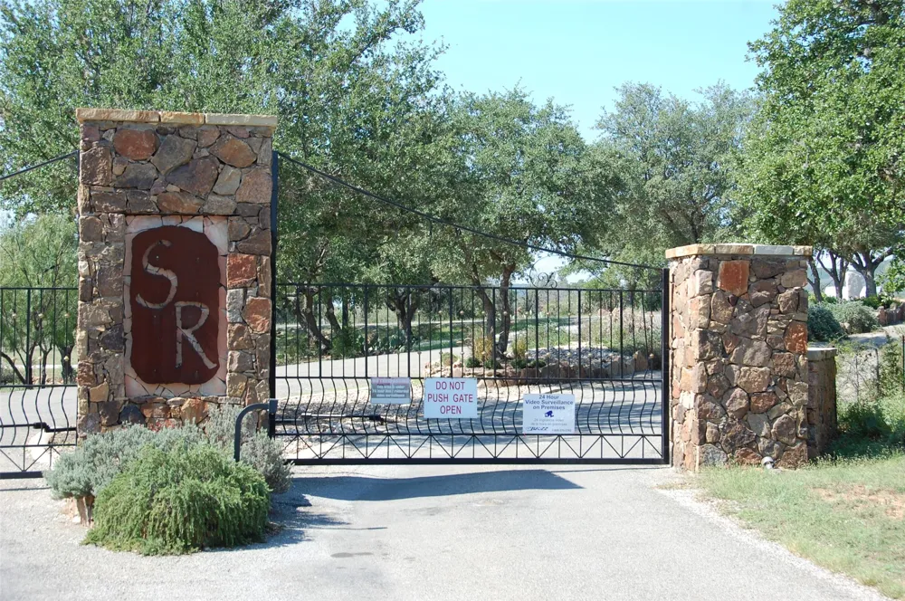 130 Primera Court Kingsland, TX 78609