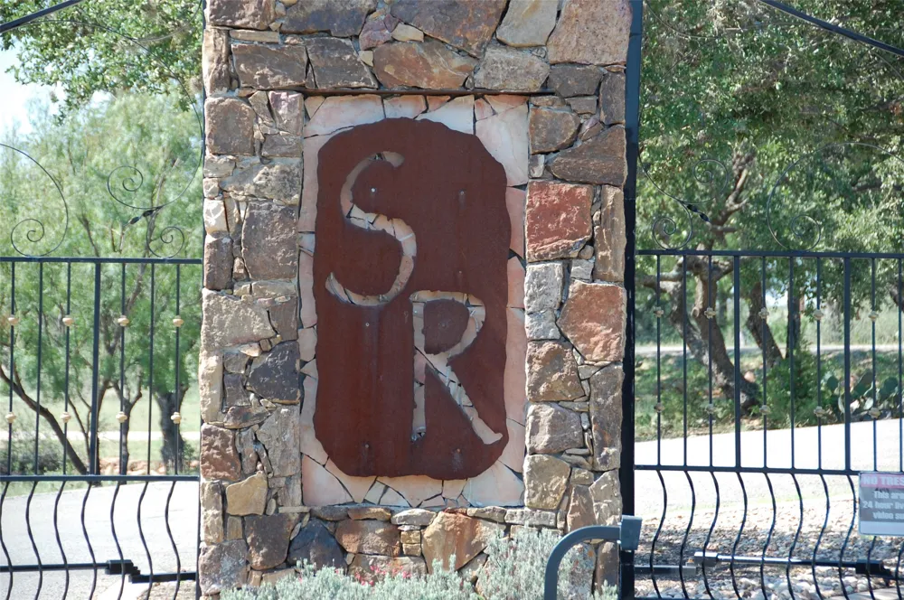 130 Primera Court Kingsland, TX 78609