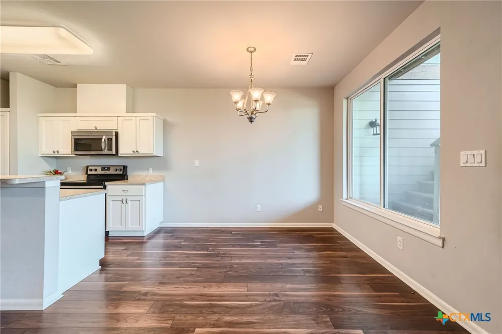 507 Venture Boulevard Point Venture, TX 78645