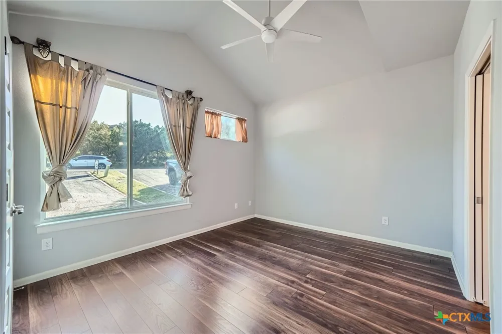 507 Venture Boulevard Point Venture, TX 78645