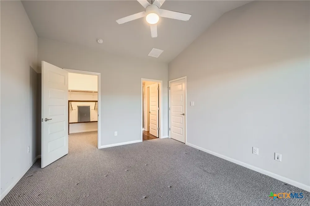 507 Venture Boulevard Point Venture, TX 78645