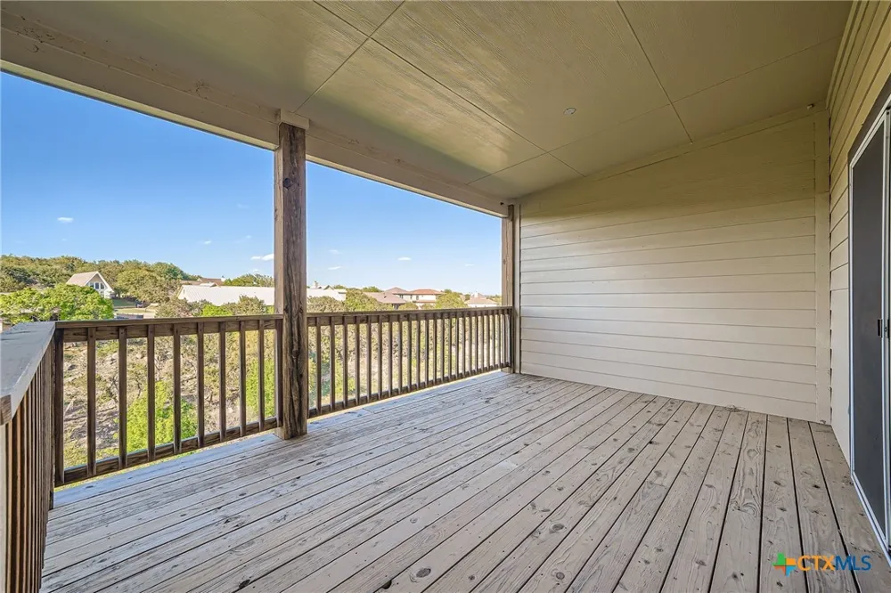 507 Venture Boulevard Point Venture, TX 78645