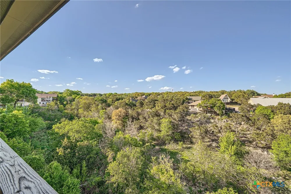 507 Venture Boulevard Point Venture, TX 78645