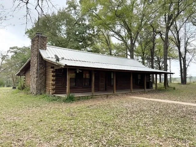 1393 County Road 4020 Crockett, TX 75835