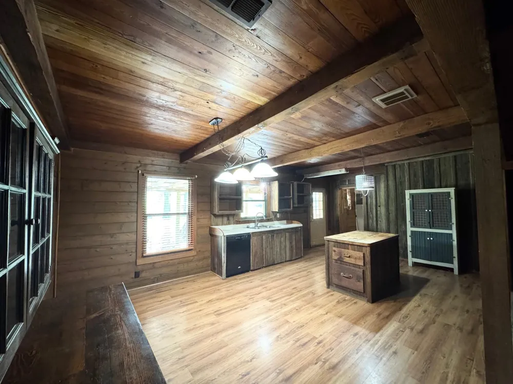 1393 County Road 4020 Crockett, TX 75835