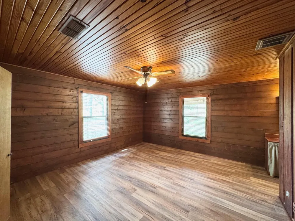 1393 County Road 4020 Crockett, TX 75835