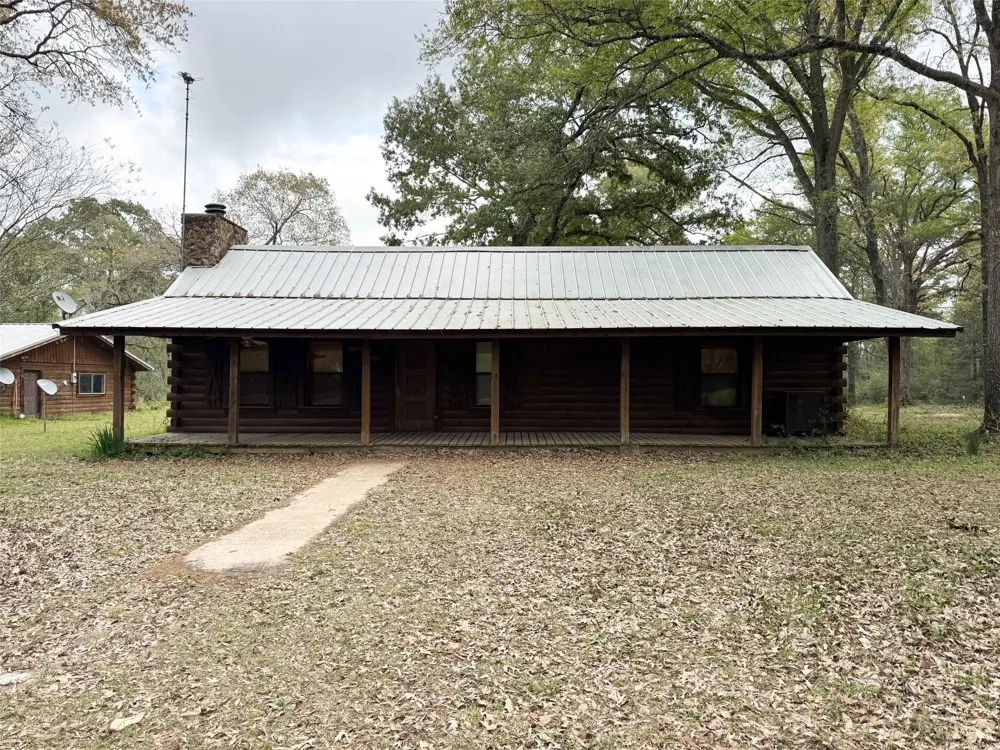 1393 County Road 4020 Crockett, TX 75835