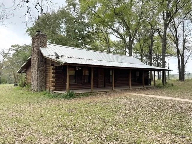 1393 County Road 4020 Crockett, TX 75835