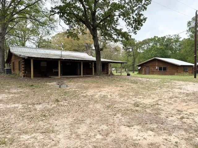 1393 County Road 4020 Crockett, TX 75835