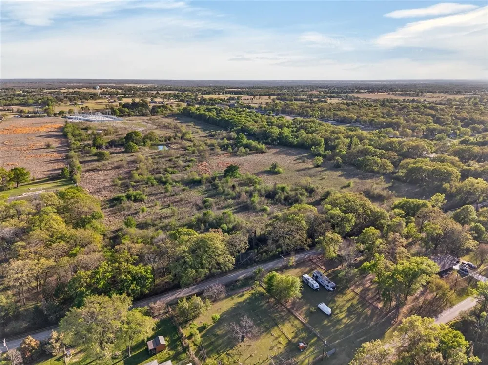 696 E Will White Road Tool, TX 75143