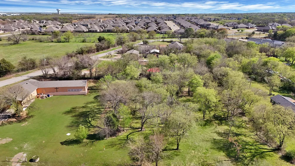 1459 W Broad Street Mansfield, TX 76063