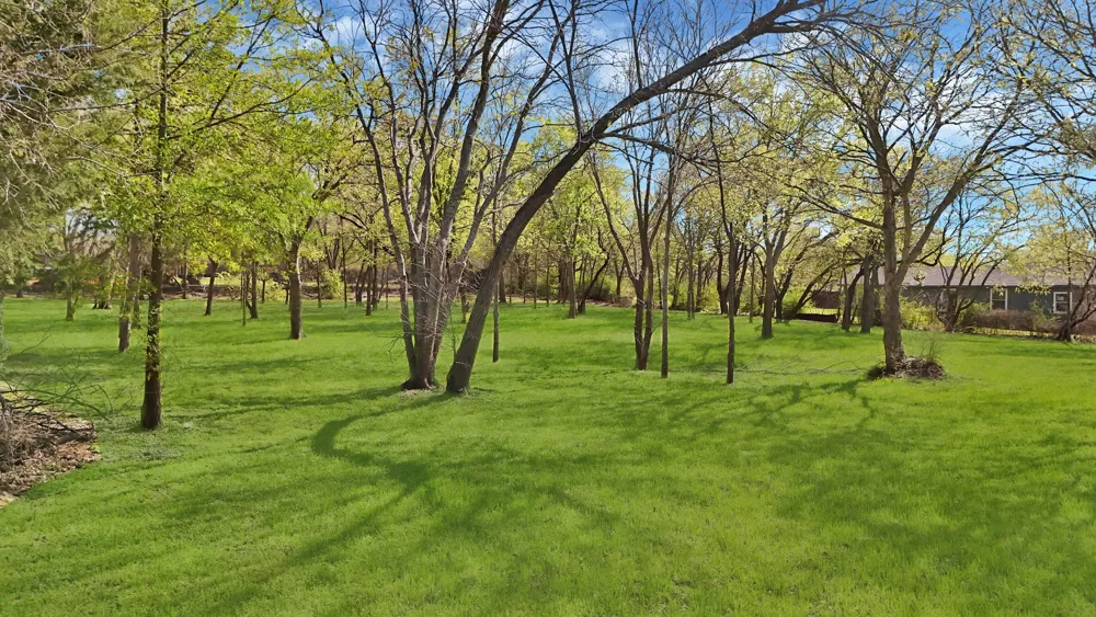 1459 W Broad Street Mansfield, TX 76063