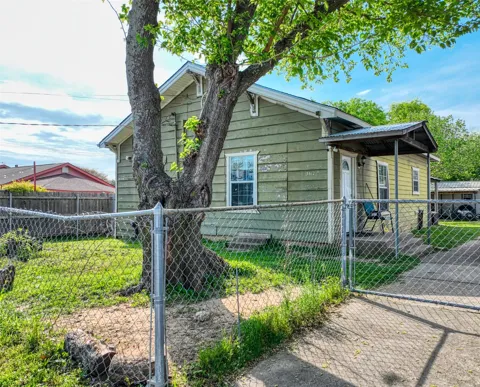 3412 Banning Street