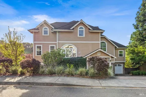134 Moonlight Drive