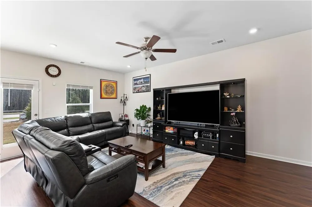 1114 Chastain Drive Sugar Hill, GA 30518