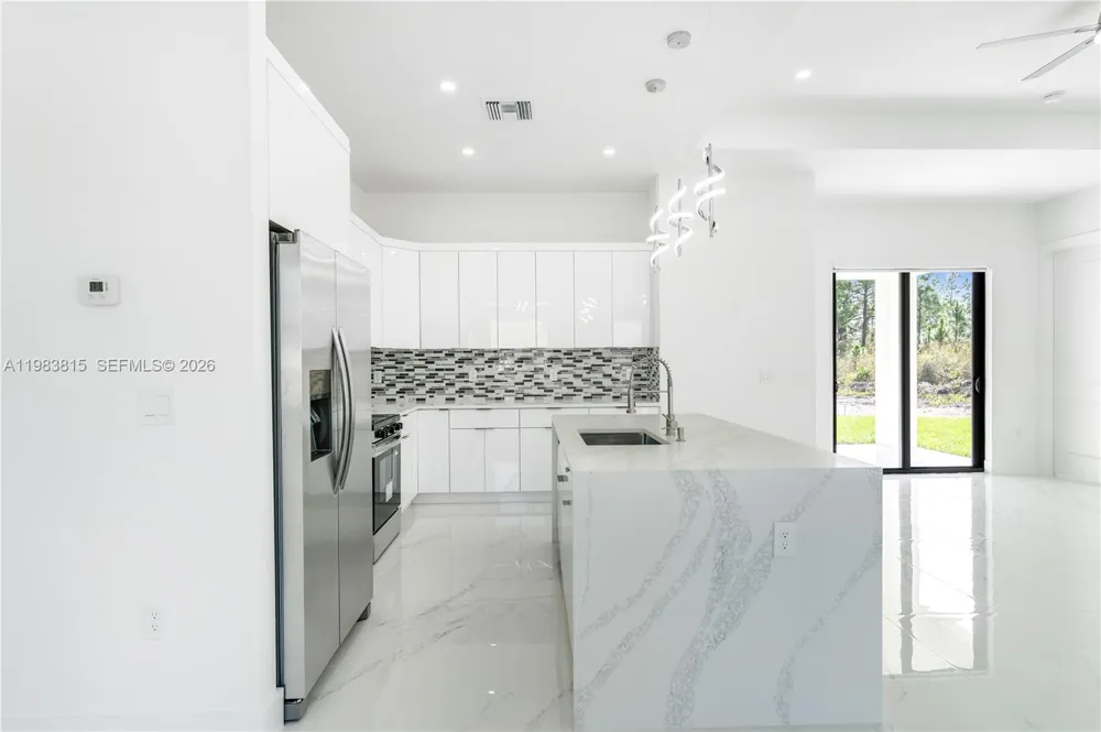 606 Johns Ave Lehigh Acres, FL 33972