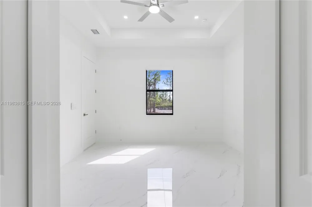 606 Johns Ave Lehigh Acres, FL 33972