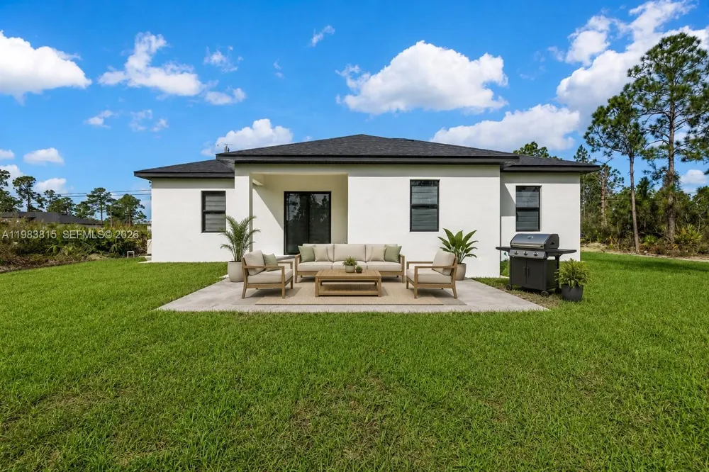 606 Johns Ave Lehigh Acres, FL 33972