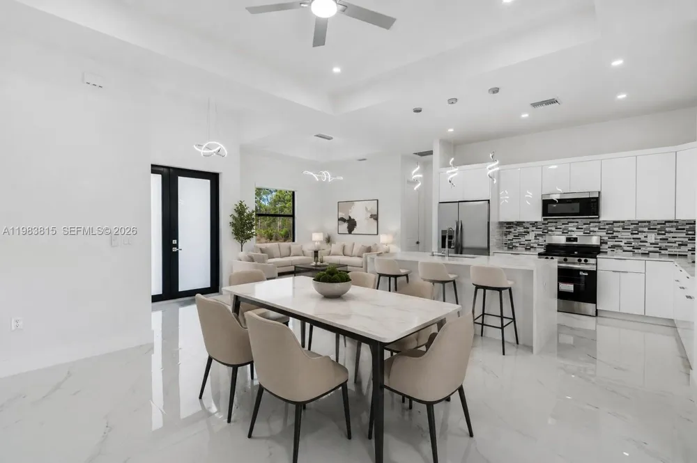 606 Johns Ave Lehigh Acres, FL 33972