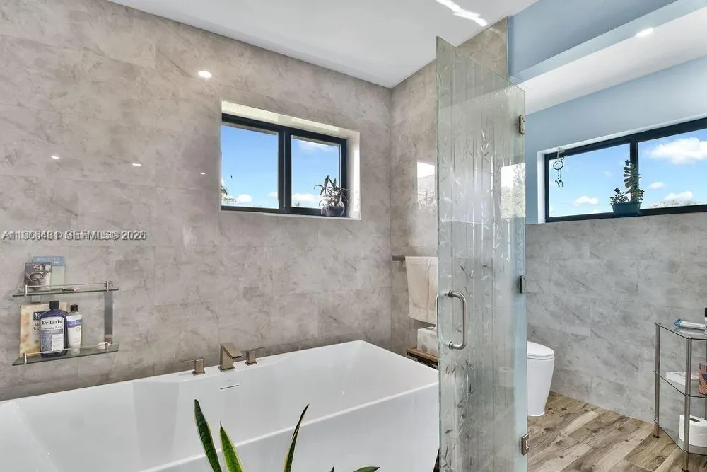 5425 SW 190th Ave #1 Southwest Ranches, FL 33332