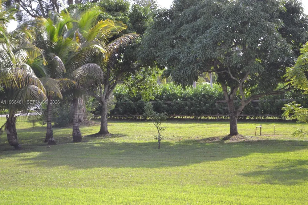 5425 SW 190th Ave #1 Southwest Ranches, FL 33332