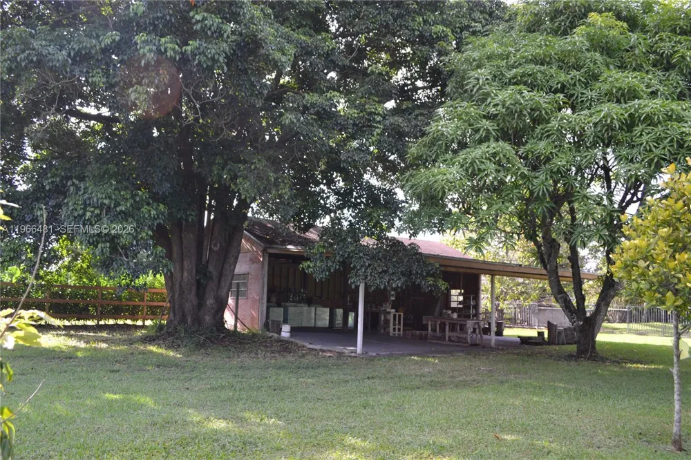 5425 SW 190th Ave #1 Southwest Ranches, FL 33332