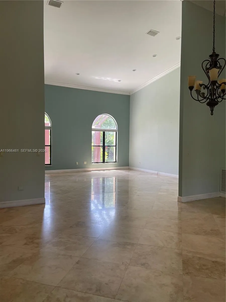 5425 SW 190th Ave #1 Southwest Ranches, FL 33332