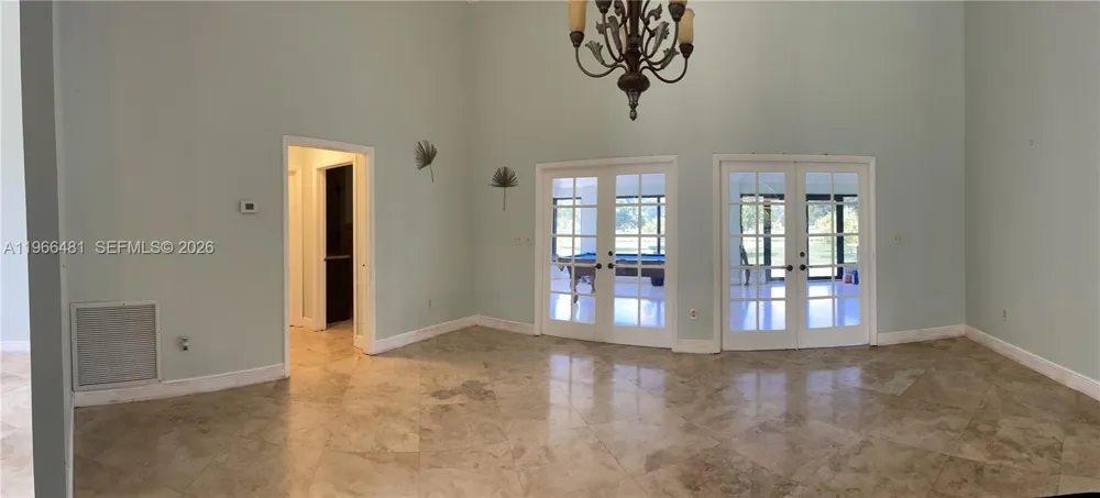 5425 SW 190th Ave #1 Southwest Ranches, FL 33332