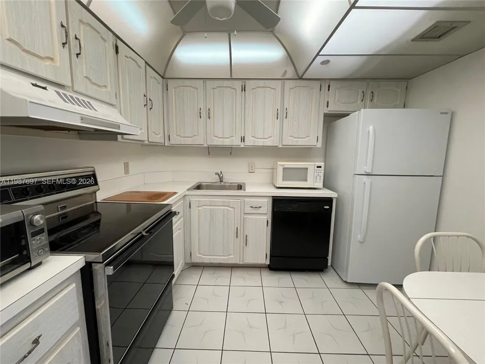 3912 S Ocean Blvd #1001 Highland Beach, FL 33487