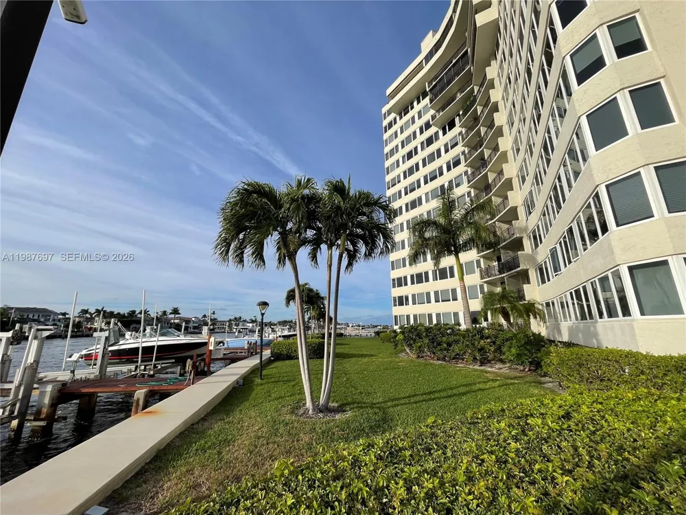 3912 S Ocean Blvd #1001 Highland Beach, FL 33487