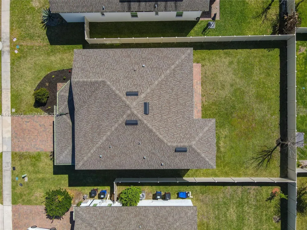 1285 Hilltop Place Saint Cloud, FL 34772