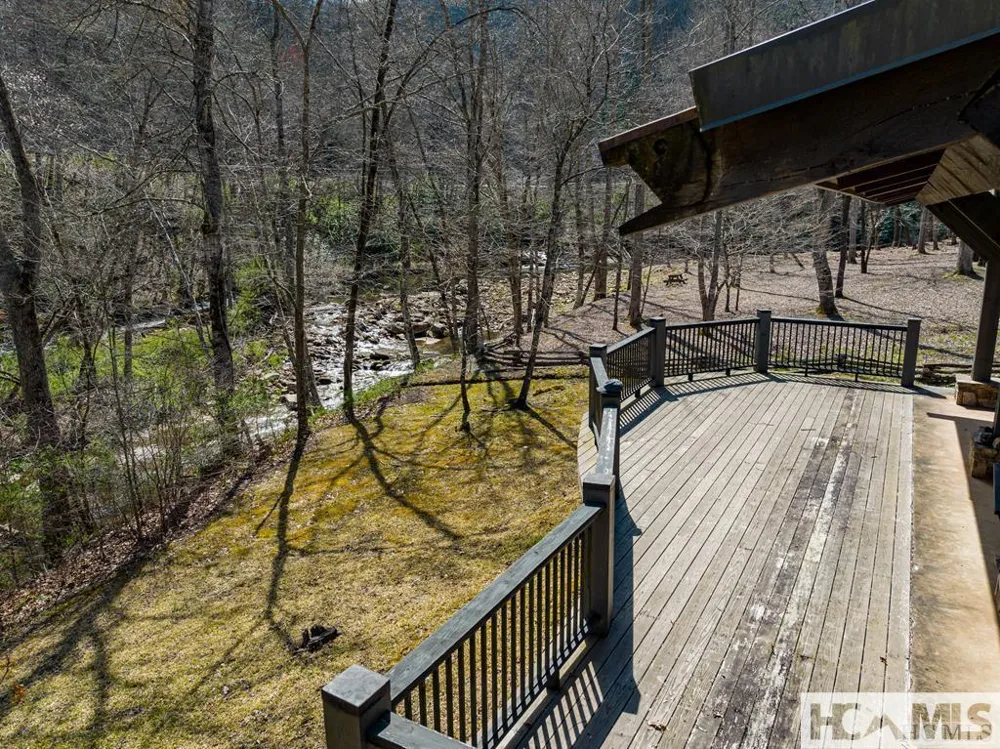 82&83 Waterdance Drive Tuckasegee, NC 28783