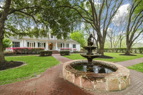 1400 County Road 2094