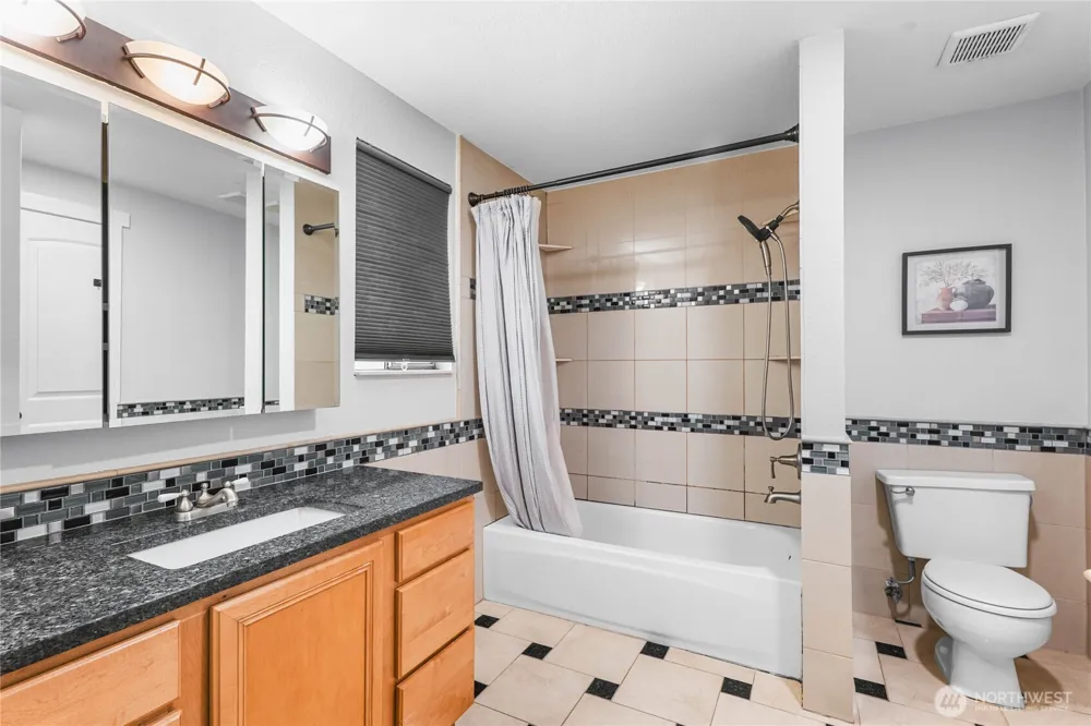 3641 I STREET SE #A Auburn, WA 98002