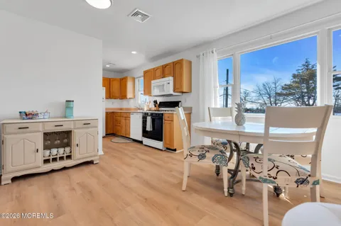 548 Washington Boulevard #UPPER