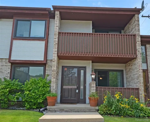 34900 Mercer