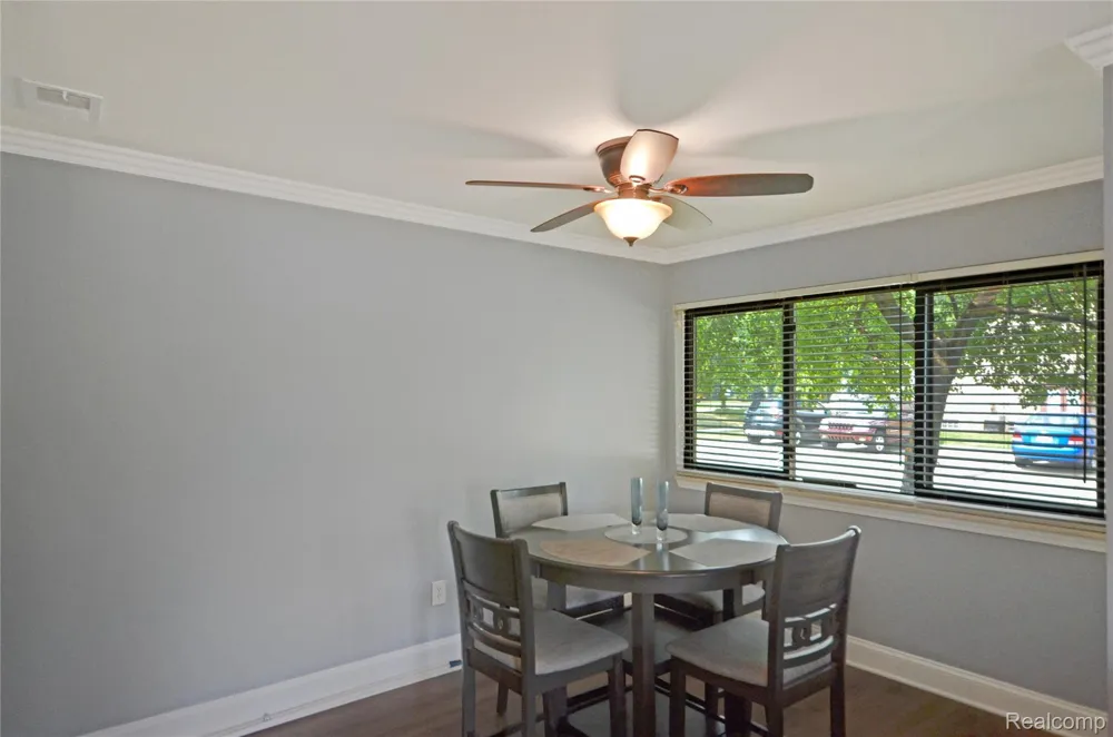 34900 Mercer Fraser City, MI 48026