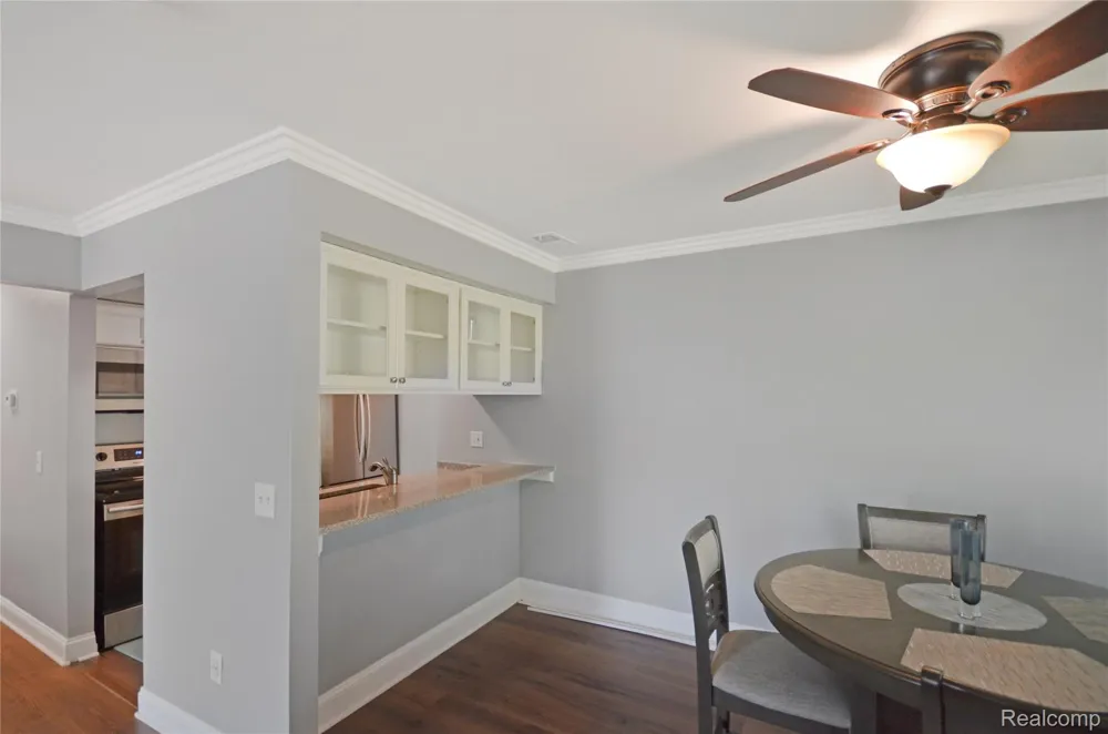 34900 Mercer Fraser City, MI 48026