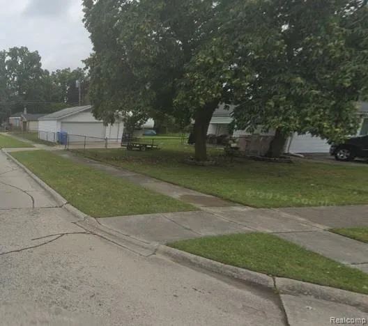 Gertrude Street Dearborn Heights City, MI 48125
