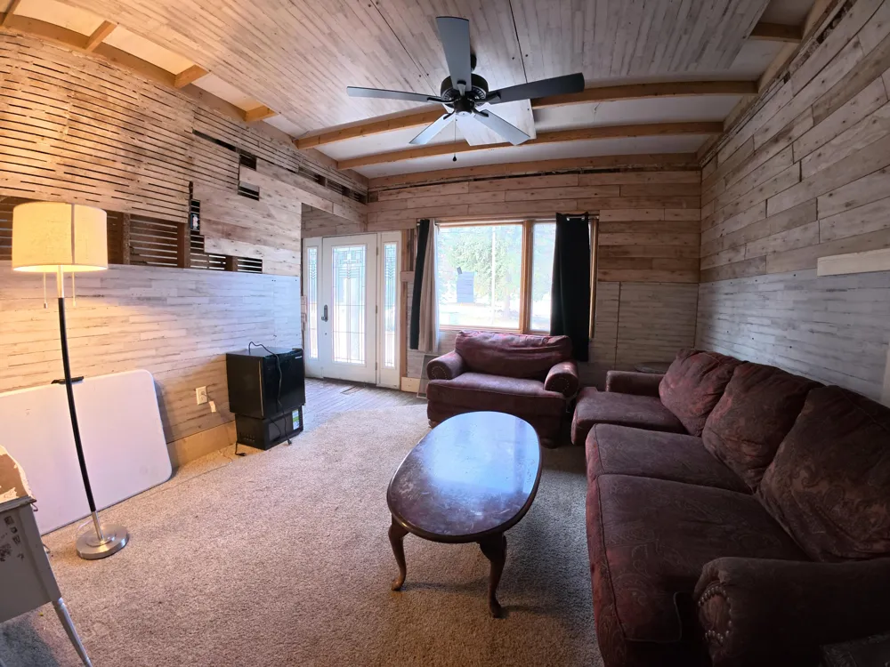 519 Davis Street Manistee City, MI 49660