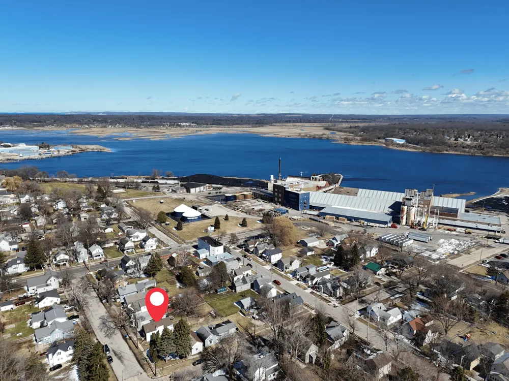 519 Davis Street Manistee City, MI 49660
